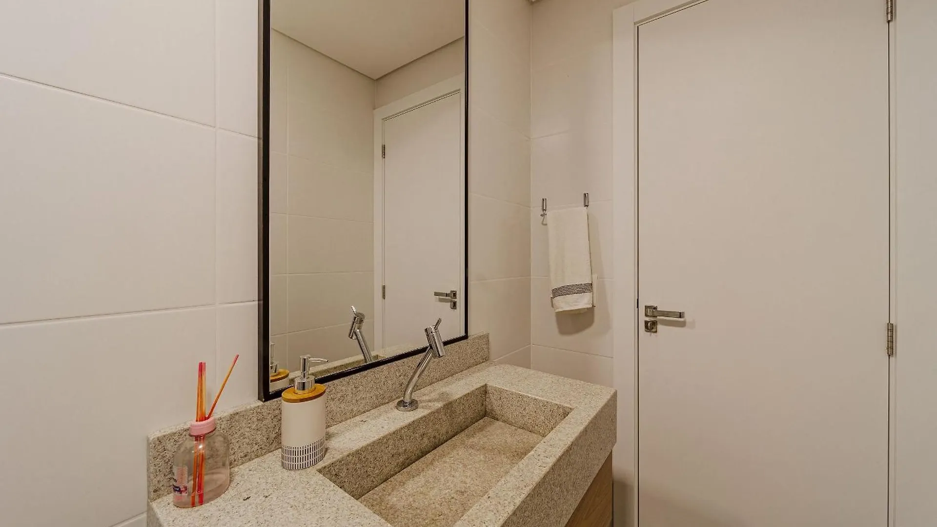 Oferta Especial: Studio Com Check-In 24H | Mor401 Joinville Brasilien