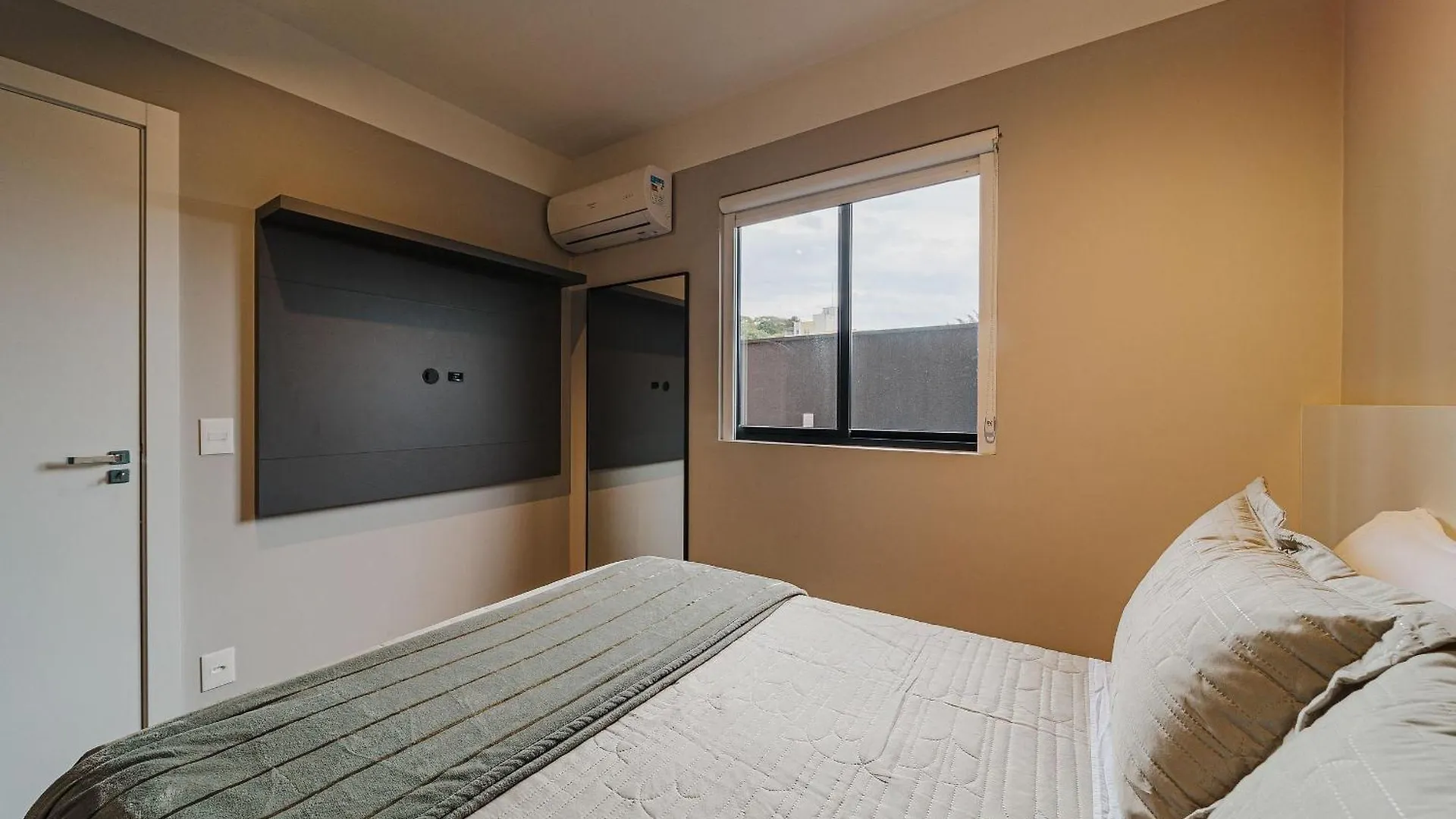 Oferta Especial: Studio Com Check-In 24H | Mor401 Joinville